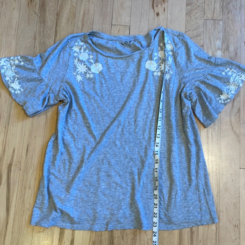 Darling LOFT bell sleeved t shirt